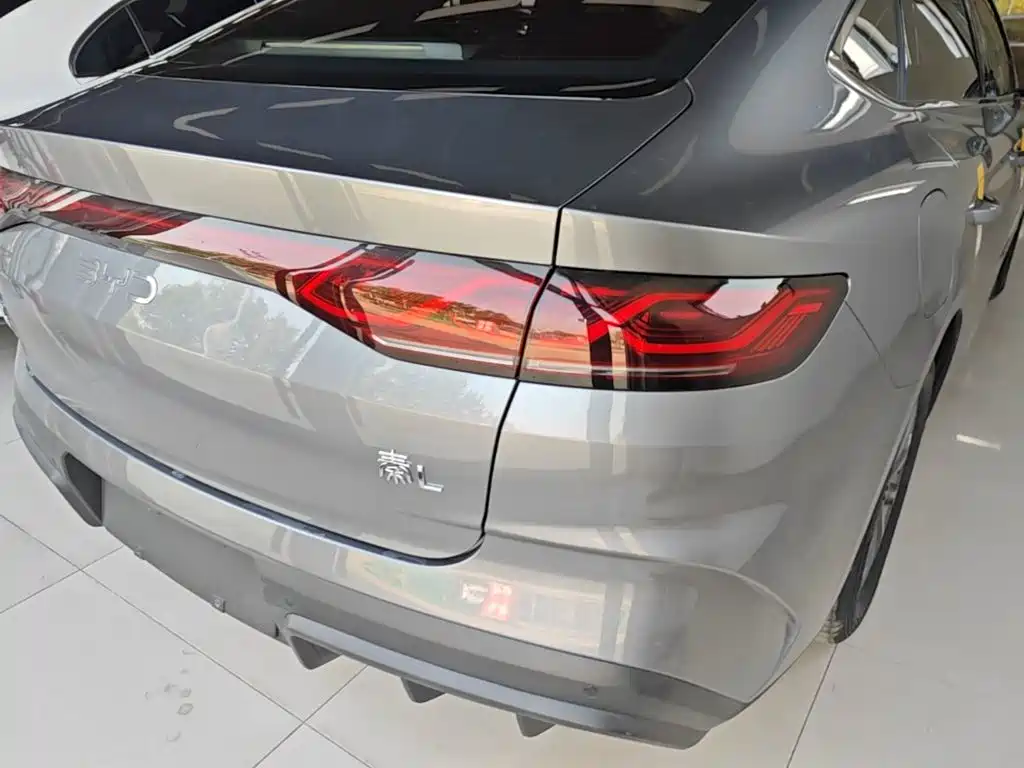 BYD Qin L — фото 8