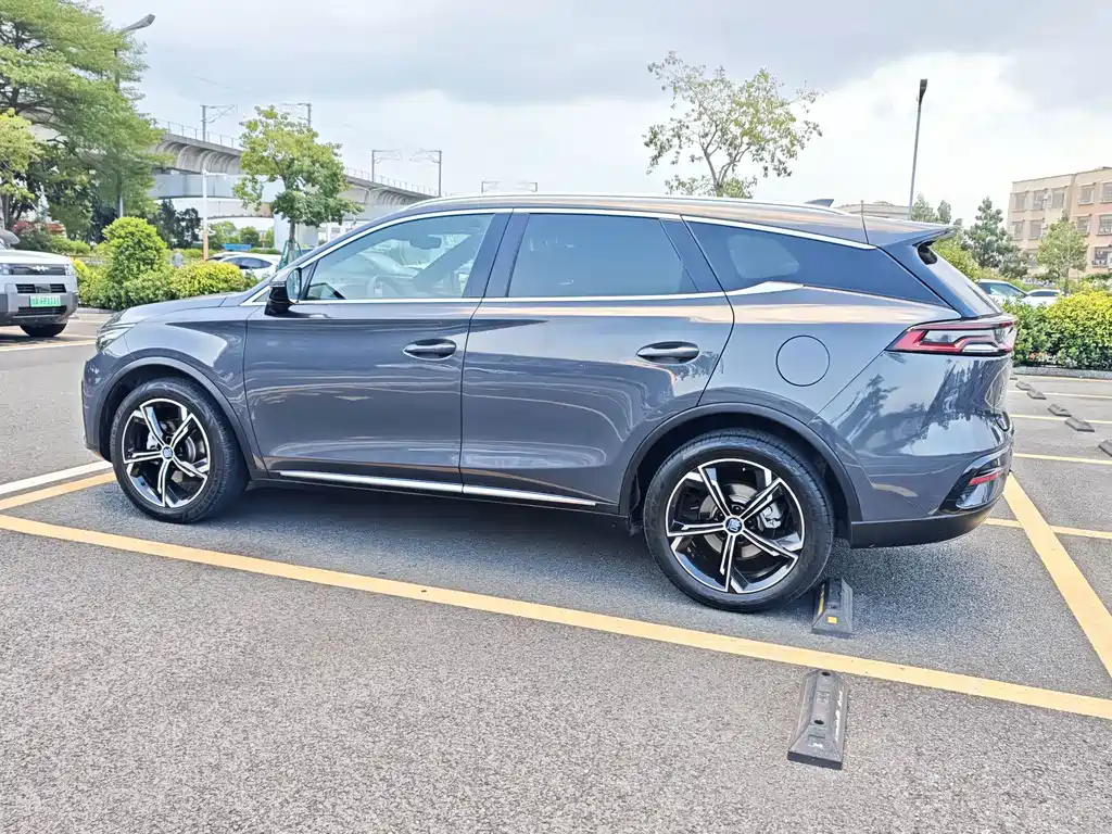 BYD Tang New Energy — фото 10