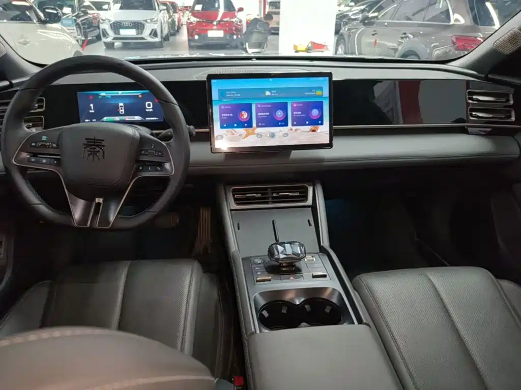 BYD Qin L — фото 10