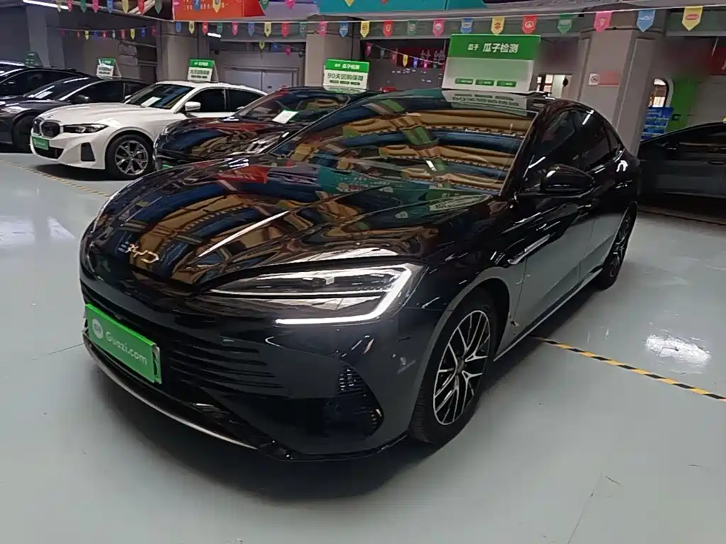 BYD Seal — фото 2