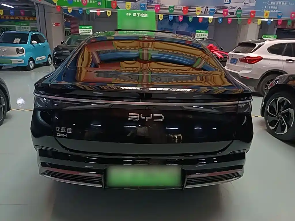 BYD Seal — фото 6