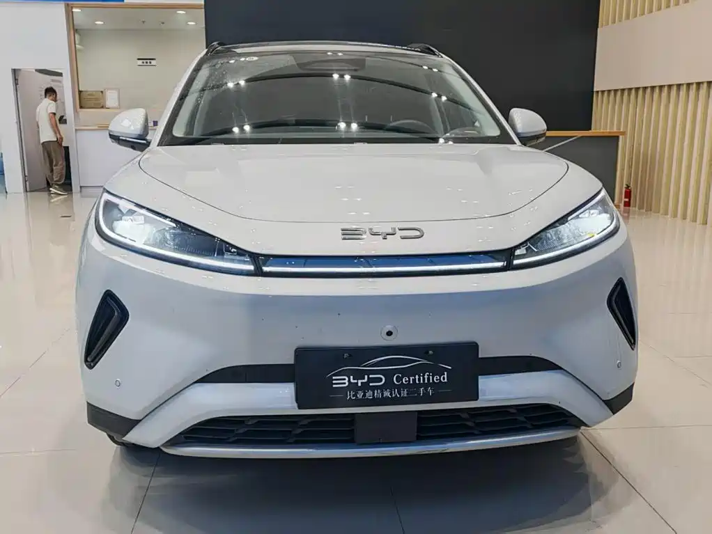 BYD Sealion 05 EV — фото 2