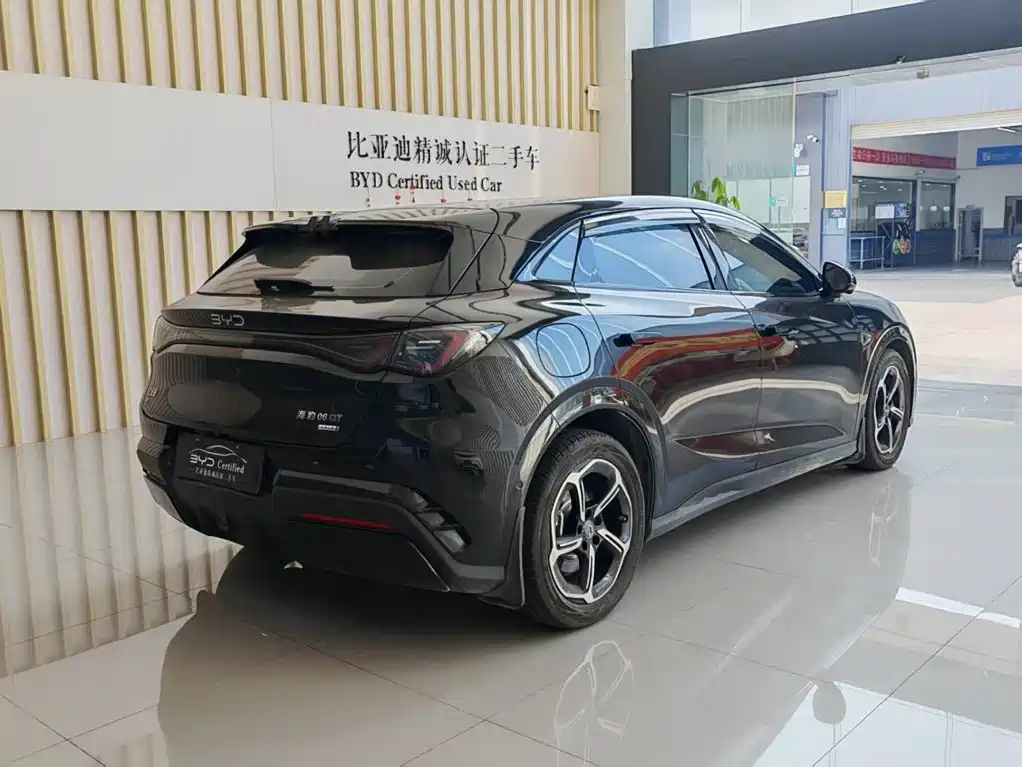 BYD Seal 06GT — фото 7