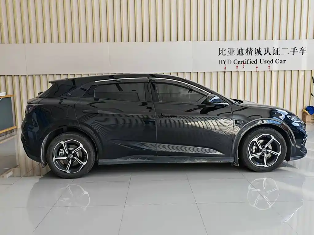 BYD Seal 06GT — фото 8