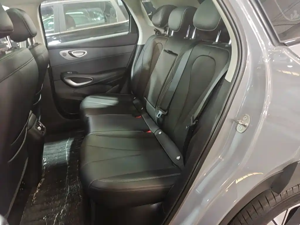 BYD Sealion 05 EV — фото 17