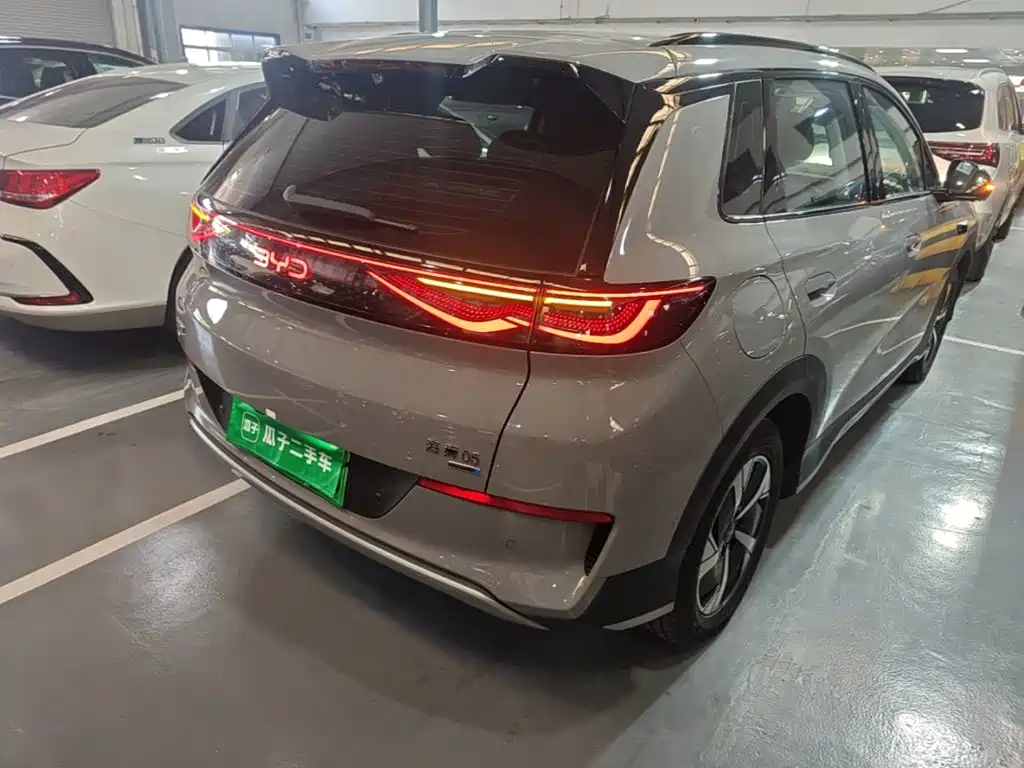 BYD Sealion 05 EV — фото 7