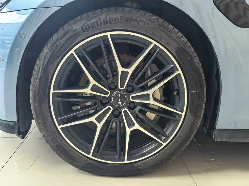 BYD Seal — фото 13