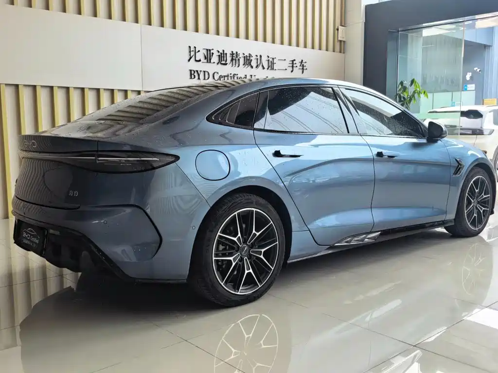 BYD Seal — фото 6