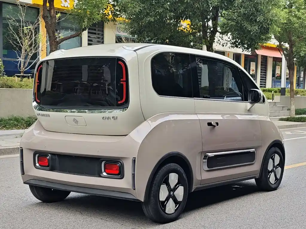 Baojun KiWi EV — фото 5
