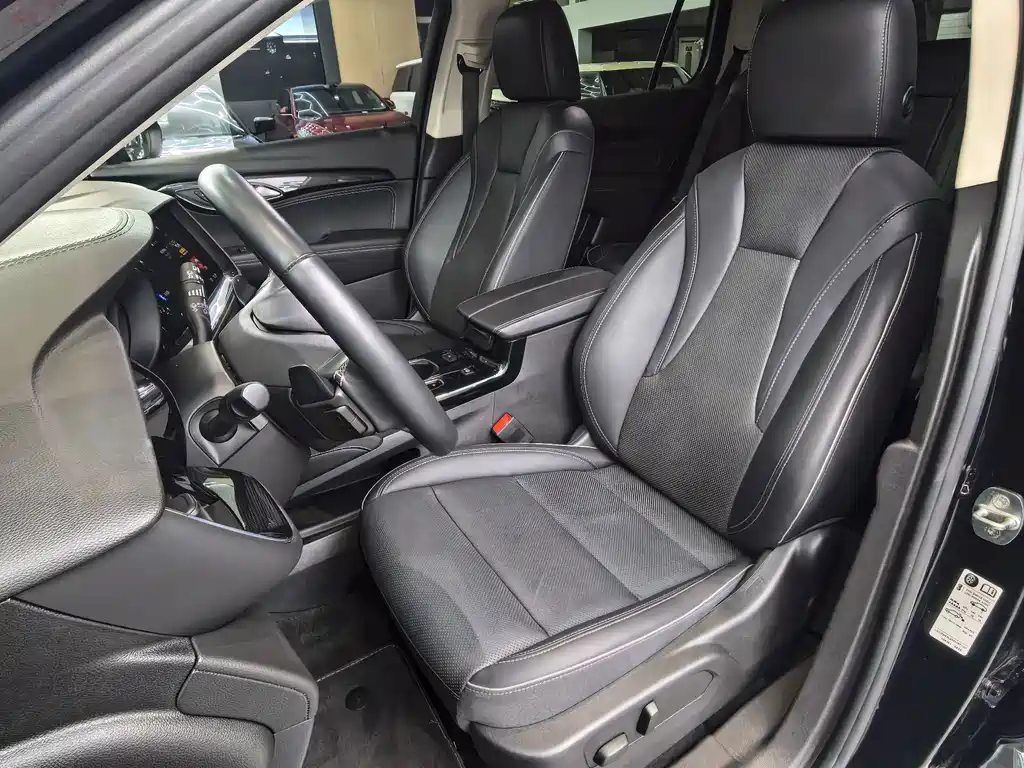 Buick Envision Plus — фото 10
