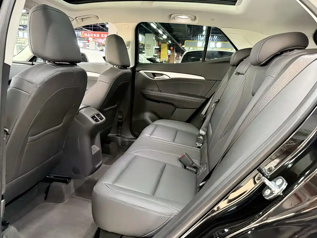 Buick Envision S — фото 9