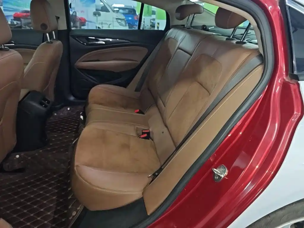 Buick Regal — фото 17