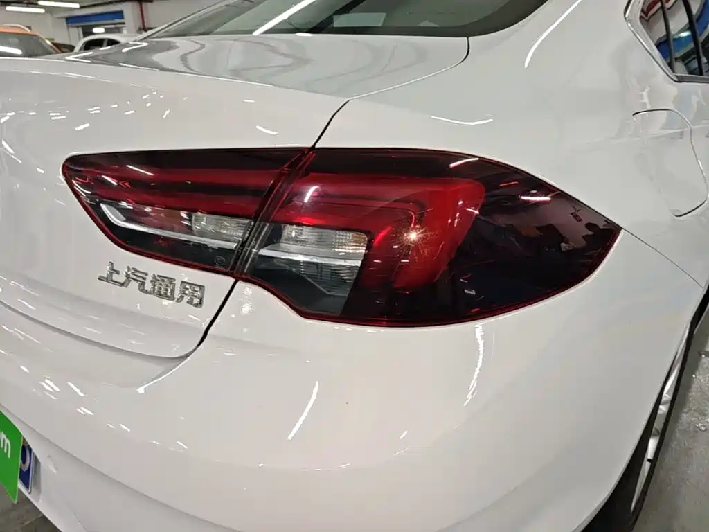 Buick Regal — фото 8