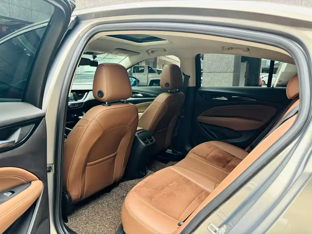Buick Regal — фото 9