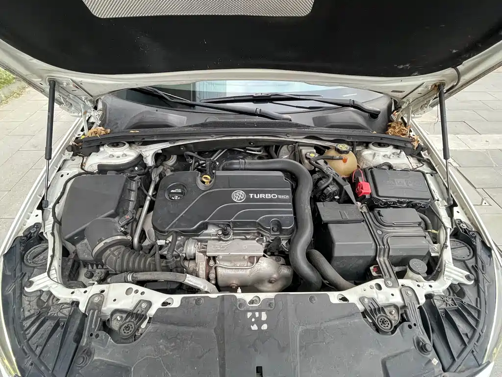 Buick Regal — фото 11