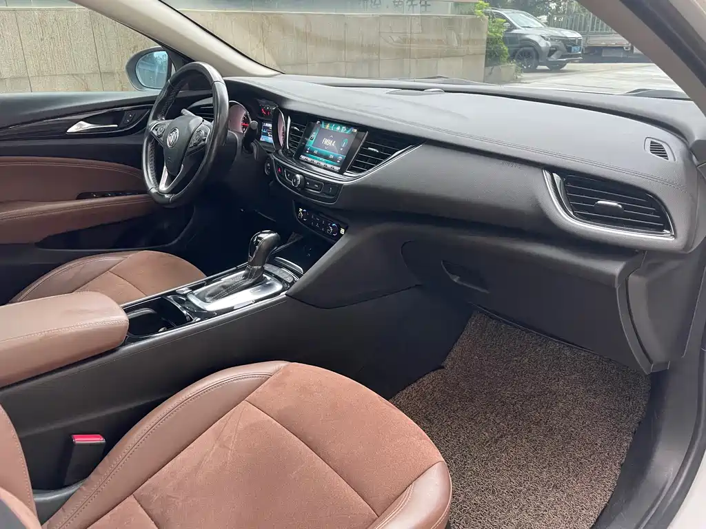 Buick Regal — фото 13