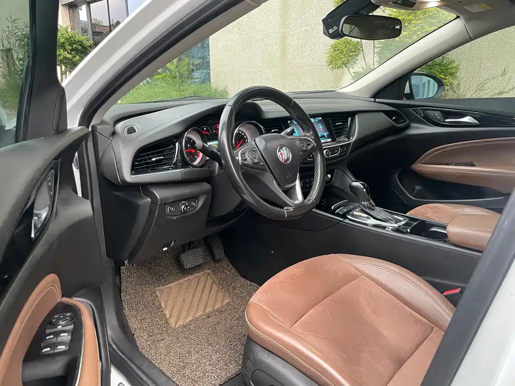 Buick Regal — фото 14