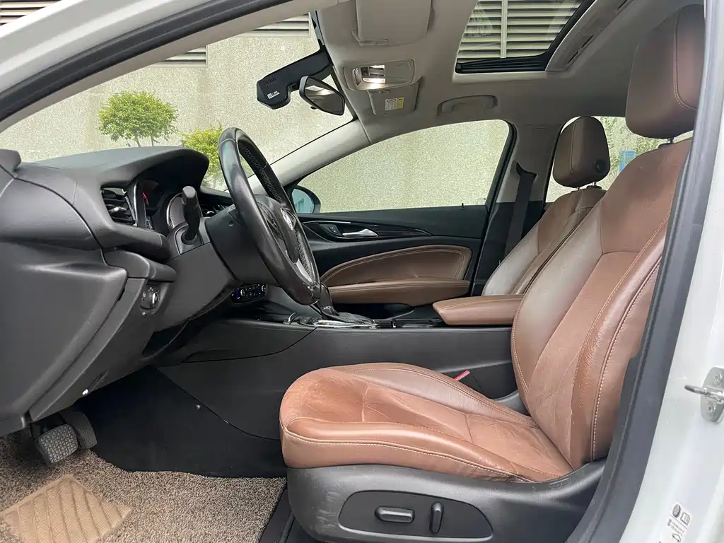 Buick Regal — фото 5