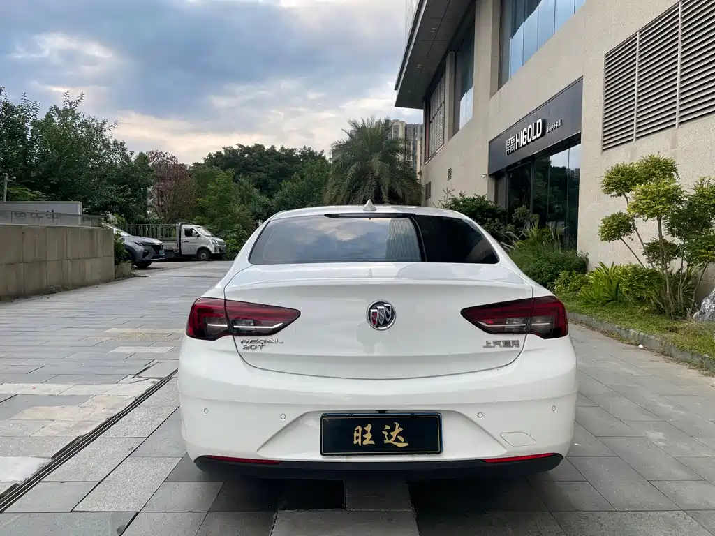 Buick Regal — фото 8