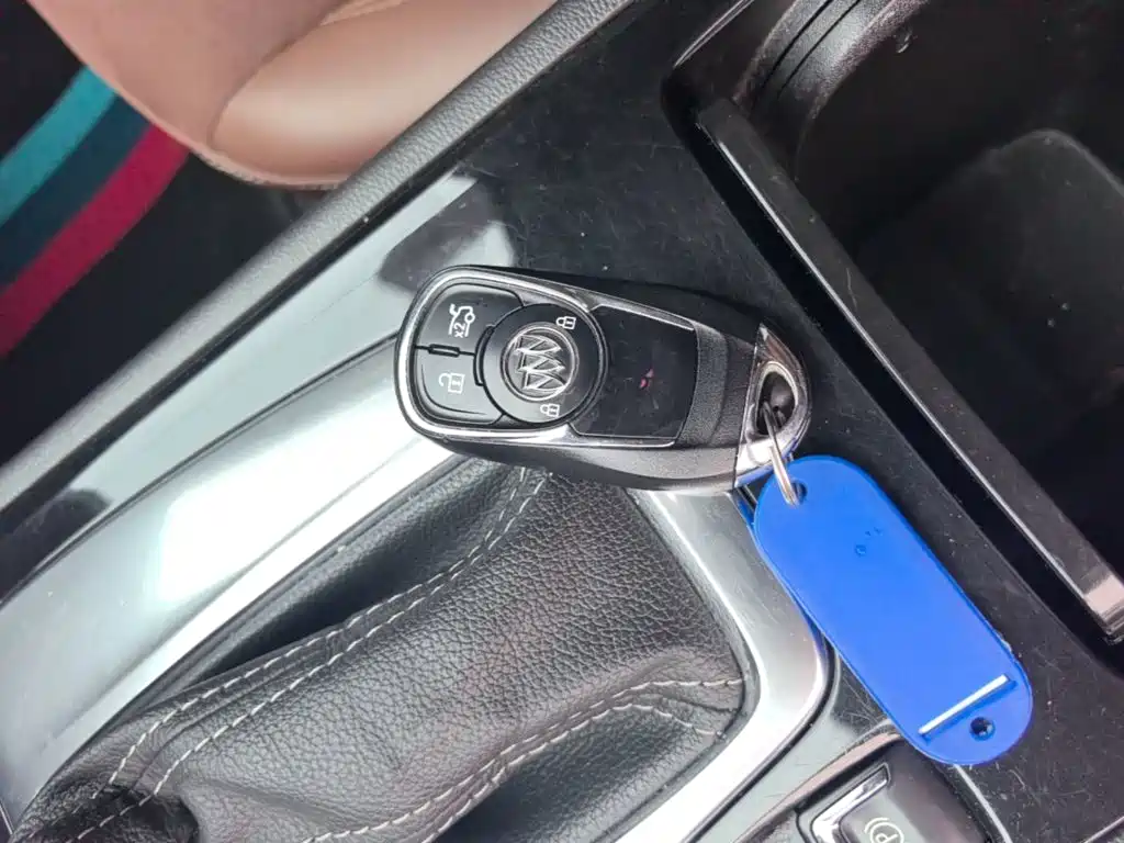Buick Regal — фото 9