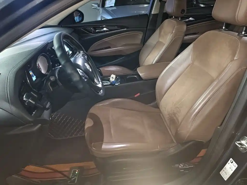 Buick Regal — фото 15