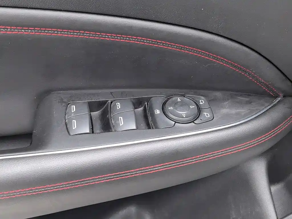 Buick Regal — фото 9