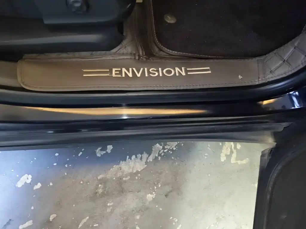 Buick Envision Plus — фото 21