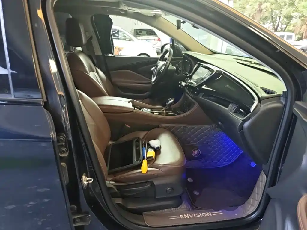 Buick Envision Plus — фото 25
