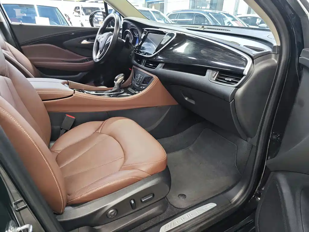 Buick Envision Plus — фото 7