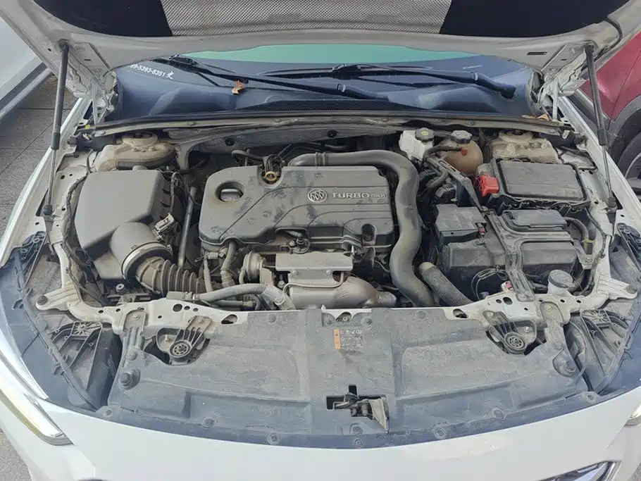 Buick Regal — фото 10