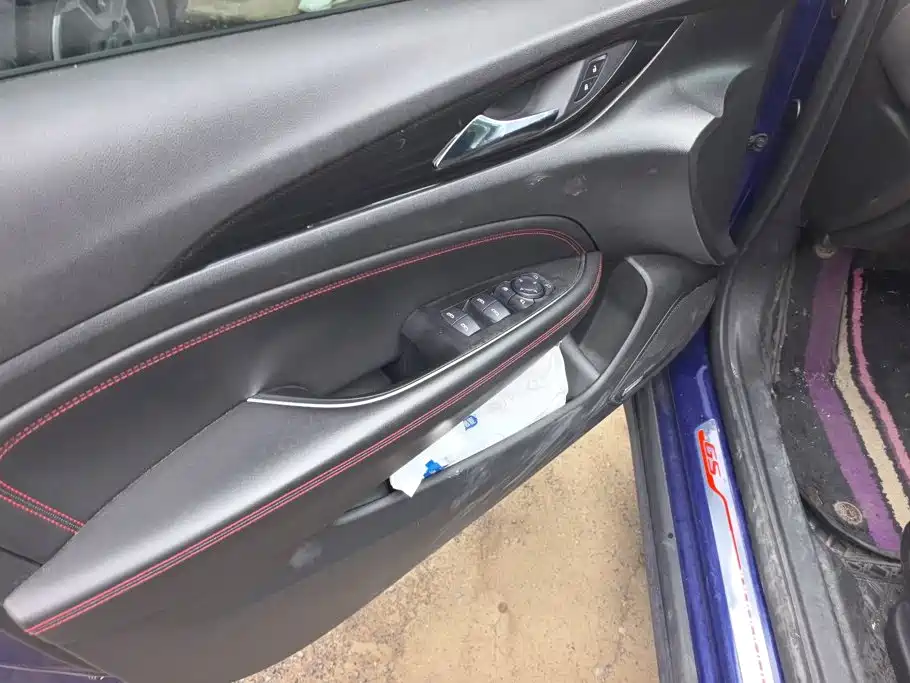 Buick Regal — фото 7