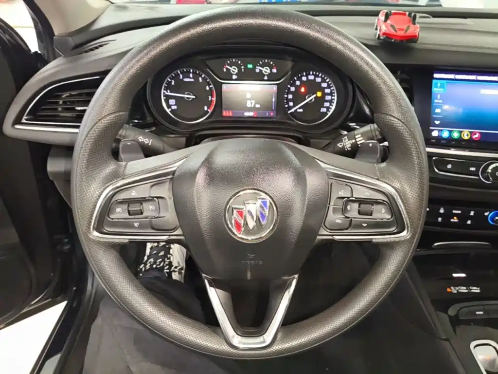Buick Regal — фото 11