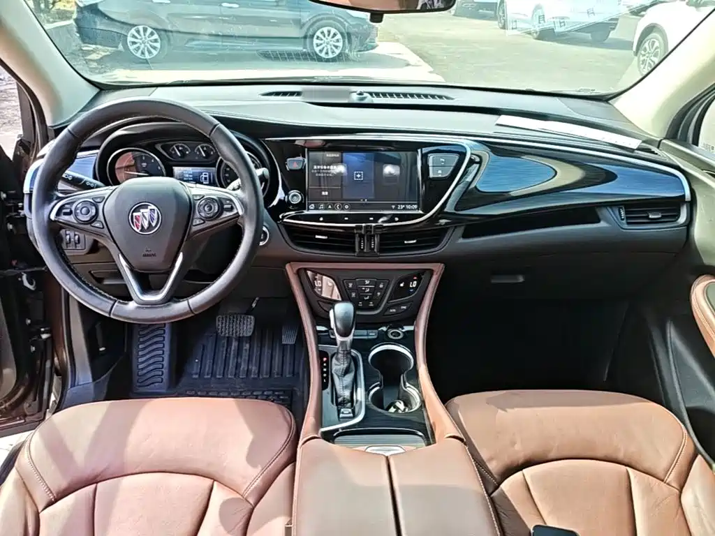 Buick Envision Plus — фото 10