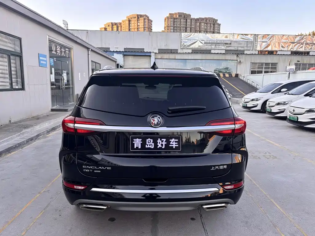 Buick Enclave — фото 8