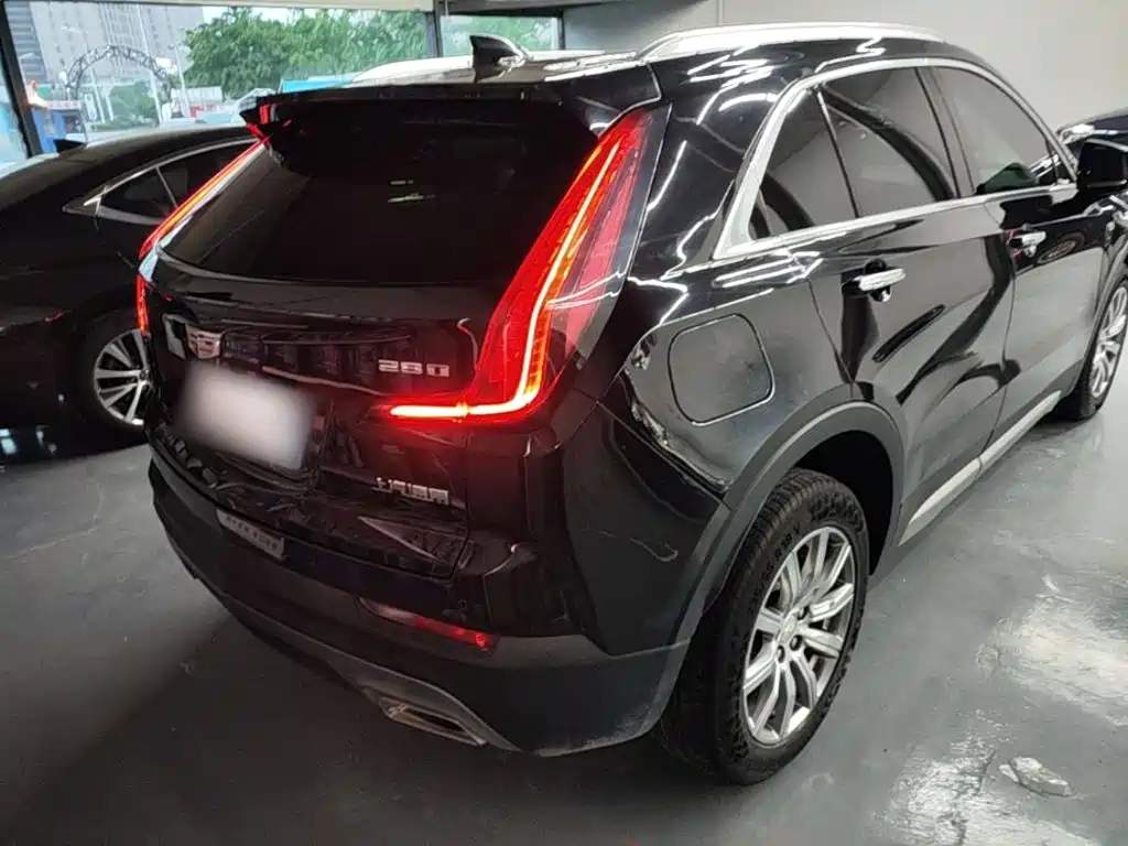Cadillac XT4 — фото 4