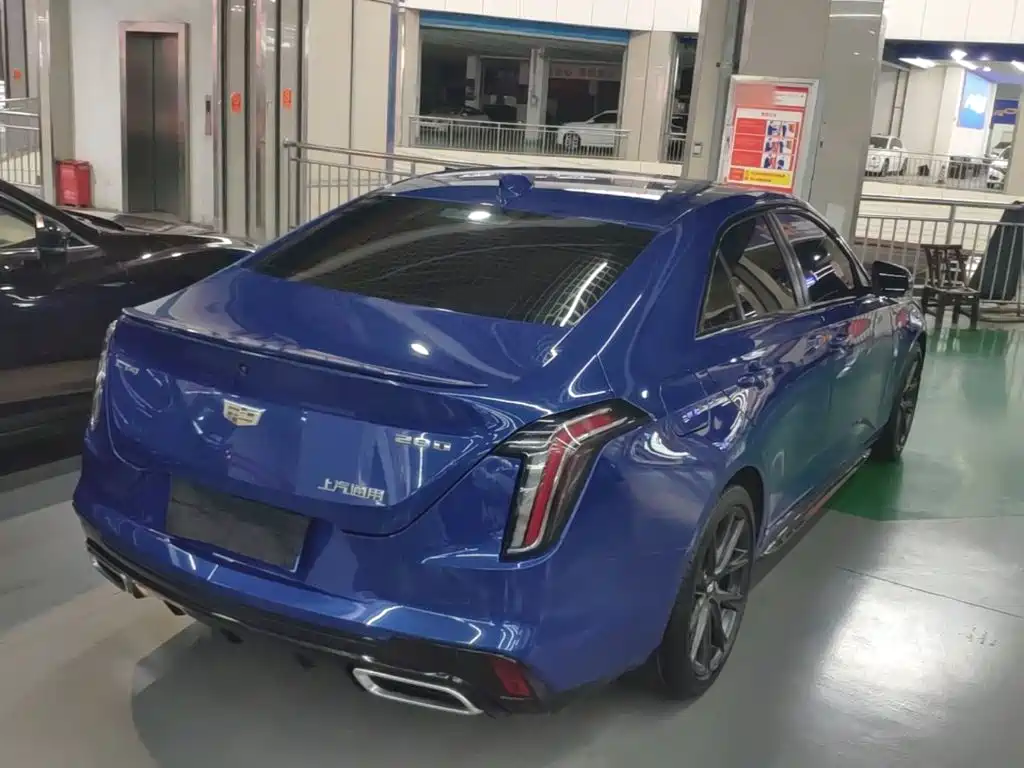 Cadillac CT4 — фото 7