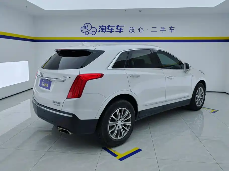 Cadillac XT5 — фото 3