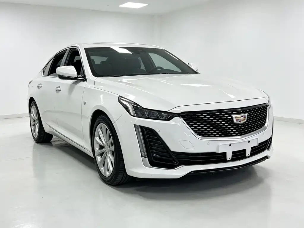 Cadillac CT5 — фото 3
