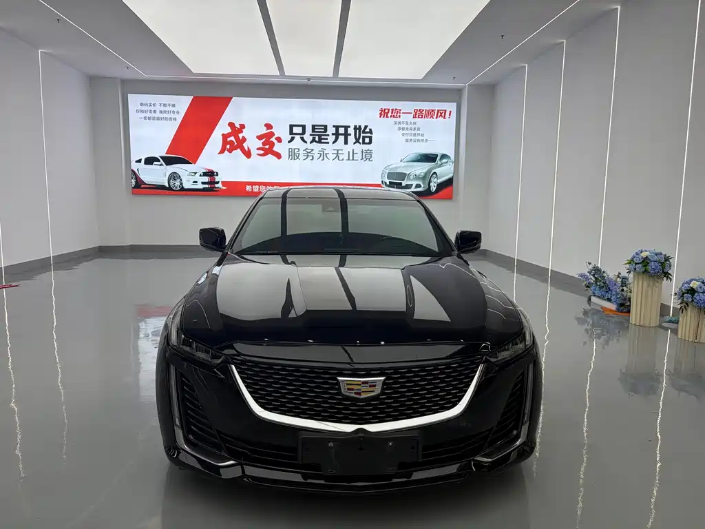Cadillac CT5 — фото 2