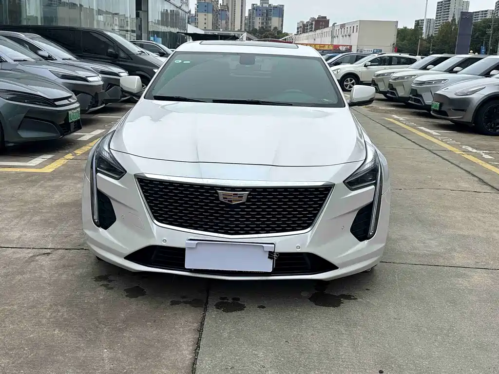 Cadillac CT6 — фото 2