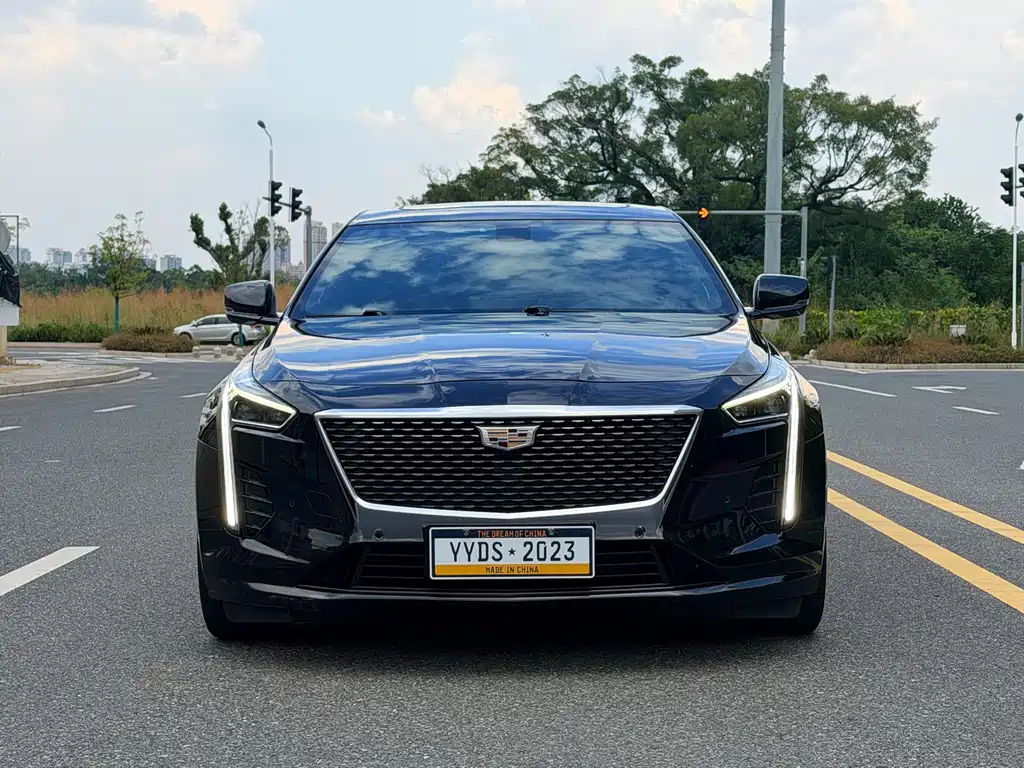 Cadillac CT6 — фото 2