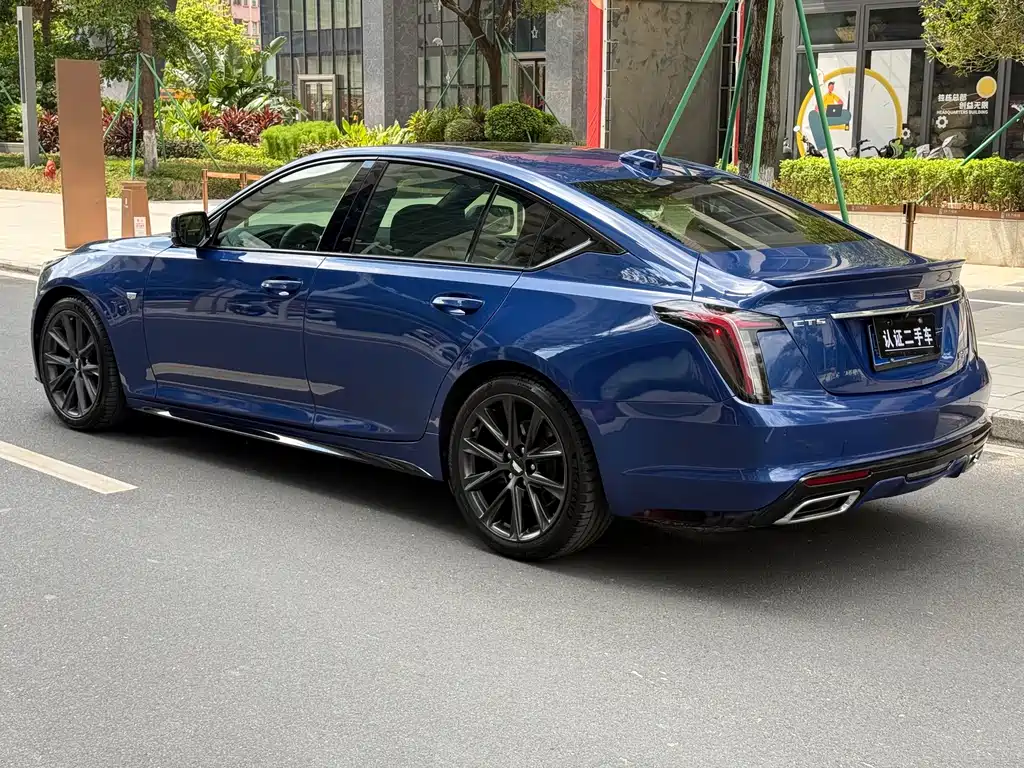 Cadillac CT5 — фото 14