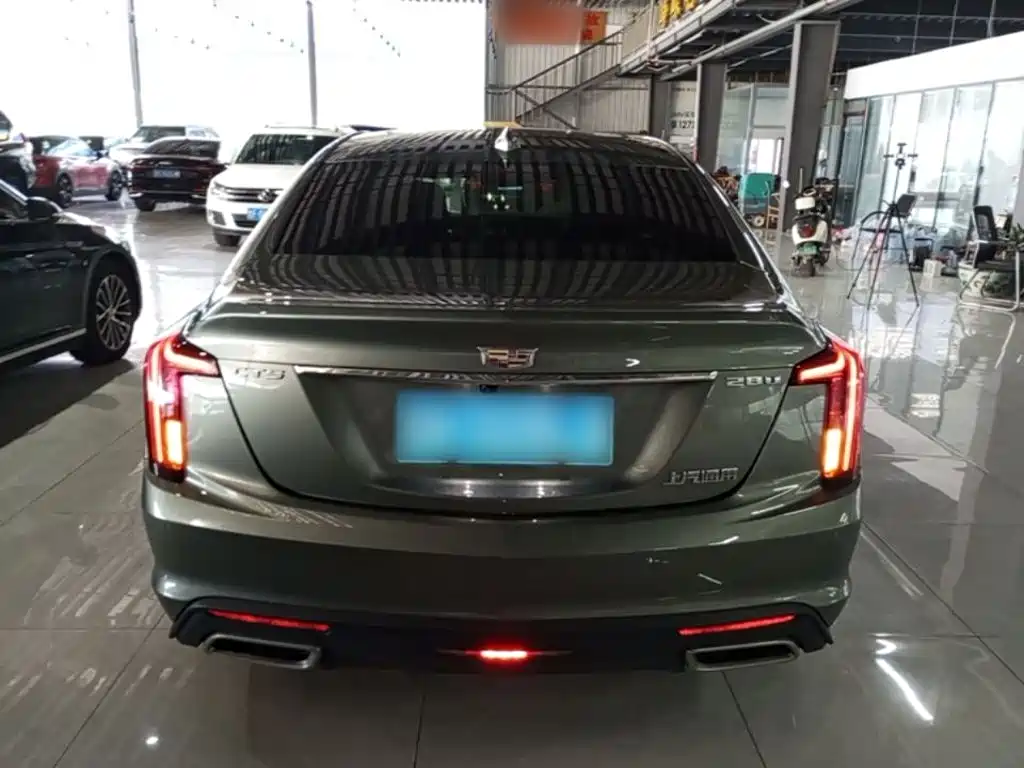 Cadillac CT5 — фото 6