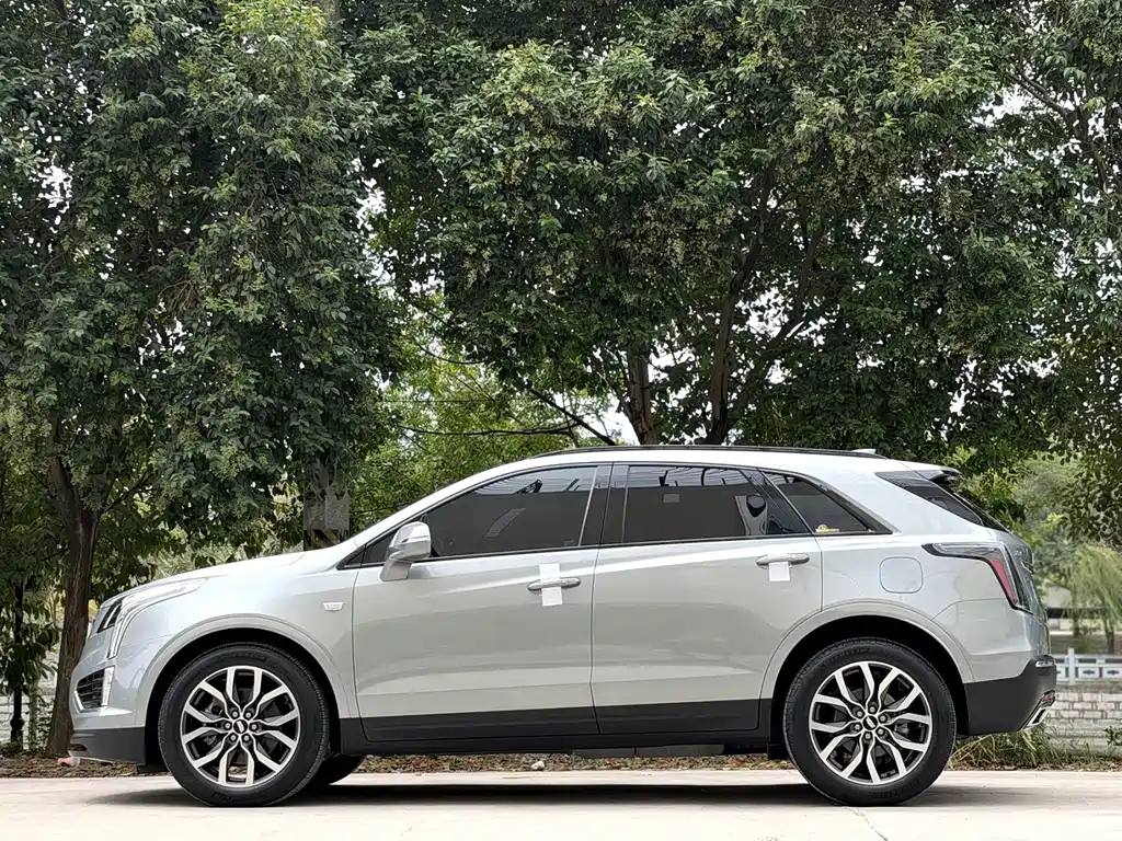 Cadillac XT5 — фото 2