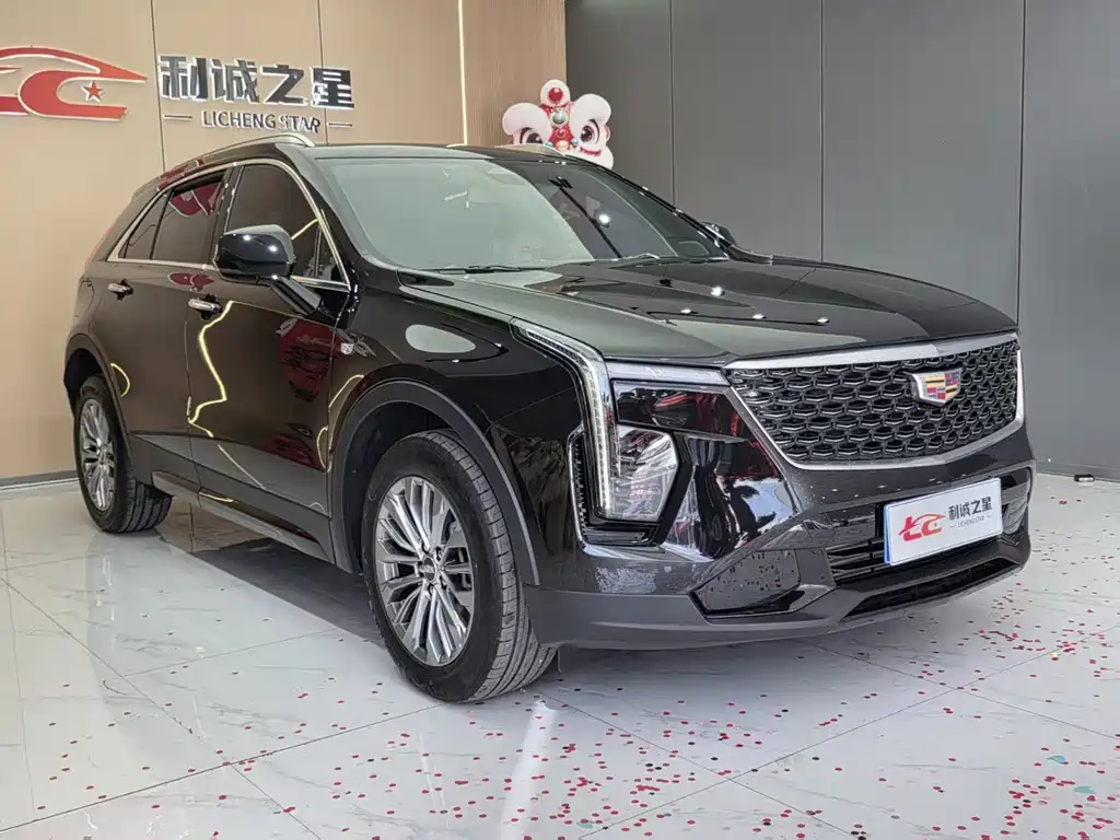 Cadillac XT4 — фото 3