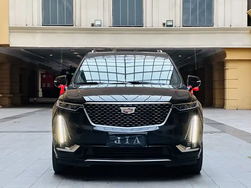 Cadillac XT6 — фото 2