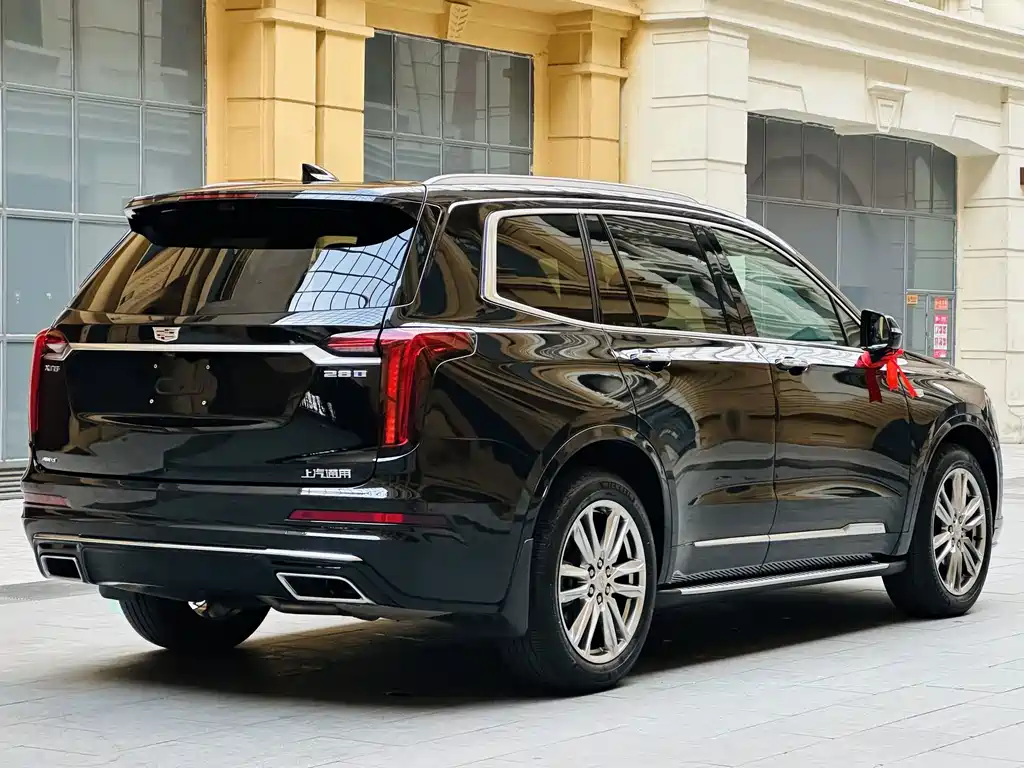 Cadillac XT6 — фото 5