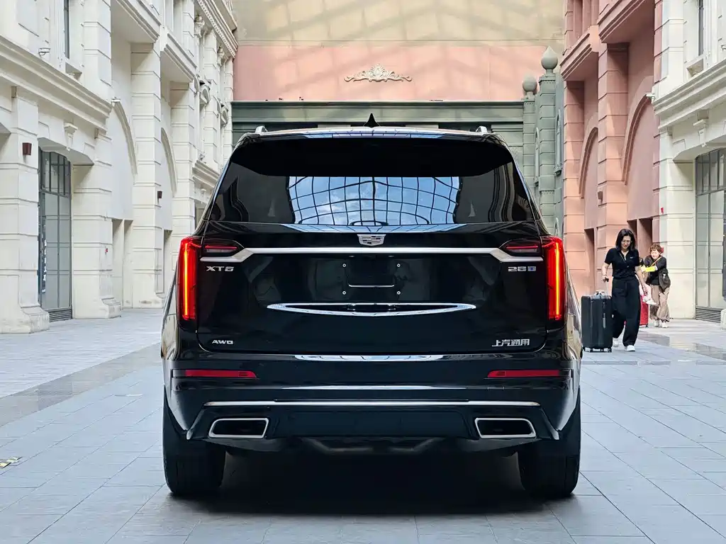 Cadillac XT6 — фото 6