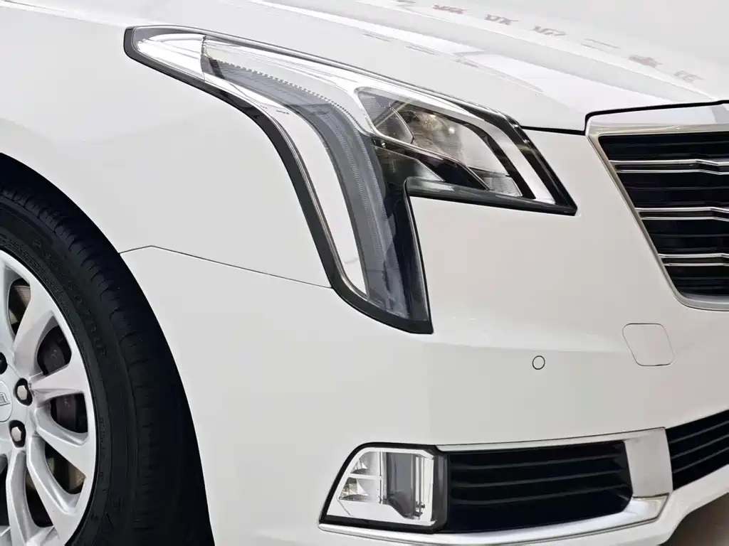 Cadillac XTS — фото 4