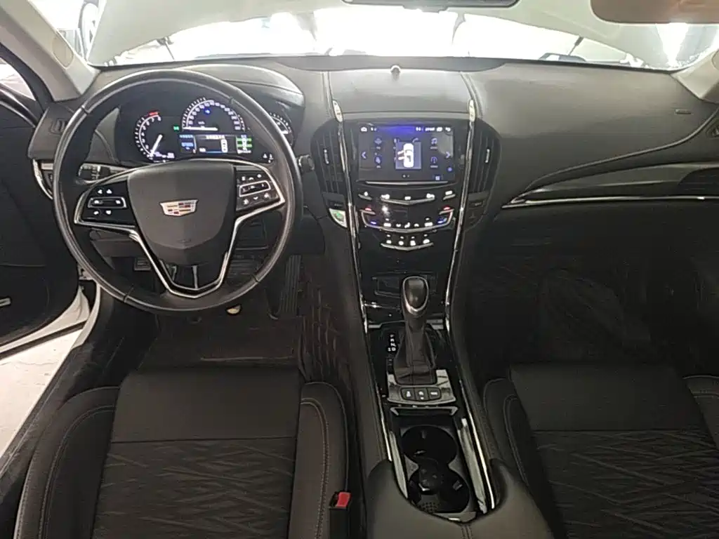 Cadillac ATS-L — фото 10